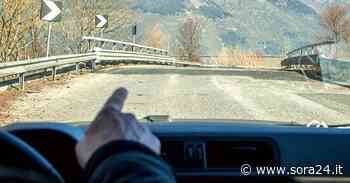 SORA – Raccordo superstrade: riparati i dislivelli dell’asfalto e bonificati i bordi della strada - Sora24