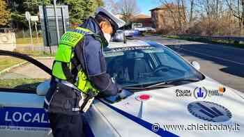 Alla guida con una patente polacca falsa: denunciato un 30enne, fermo amministrativo per la sua auto - ChietiToday