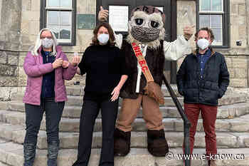 First Griz Pin of 2022 issued to Fernie Mayor | Elk Valley, Fernie - E-Know.ca