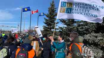 Classes cancelled at University of Lethbridge as faculty go on strike