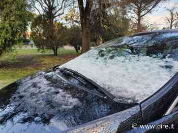 Roma, all'alba neve nella zona Est della Capitale - Dire