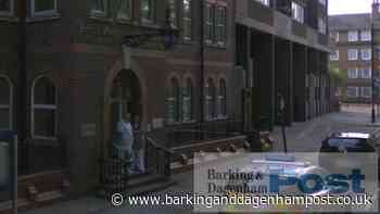 Barking cop reportedly inappropriate towards teenage girls - Barking and Dagenham Post