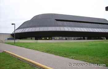 'We're trying to stand up for a better teaching environment': Faculty at University of Lethbridge begin strike - Calgary Herald