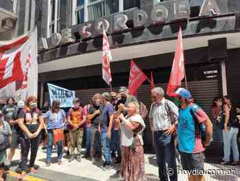 Protesta en la Casa de Córdoba en Buenos Aires - hoydia.com.ar