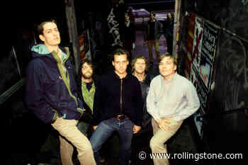 Glance, Don’t Stare: Why ‘Brighten the Corners’ Is the Ultimate Pavement Album