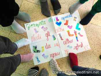 Trani contro ogni pregiudizio: «Calzini spaiati» anche alla media Baldassarre - ilgiornaleditrani - Radio Bombo