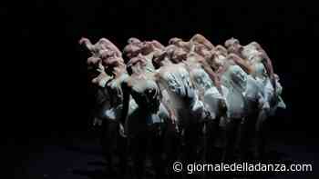 Lac des cygnes di Angelin Preljocaj a Modena - Giornale della danza
