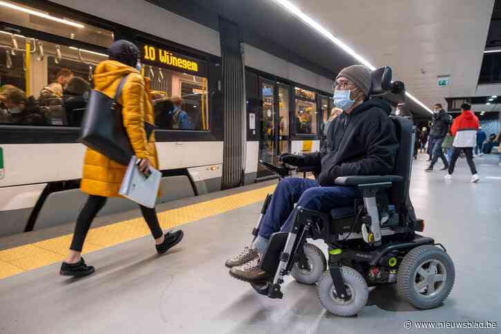 Rolstoelgebruiker Hasan wordt geweerd op de tram: “Ik vraag geen speciale behandeling. Ik wil gewoon gaan werken”