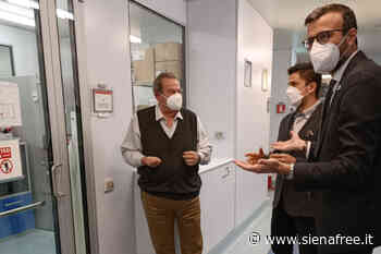 Il presidente del Consiglio regionale in visita a Siena agli spazi di Toscana Life Sciences - SienaFree.it