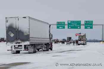 Canadian authorities look to the courts to break blockade - St Helens Star