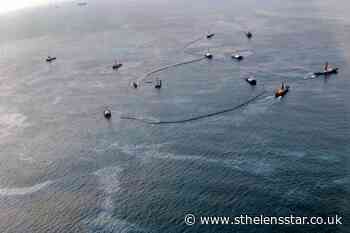 Thailand tackles second offshore oil spill in three weeks - St Helens Star