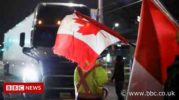 Freedom Convoy: Canada trucker protests force car plant shutdowns