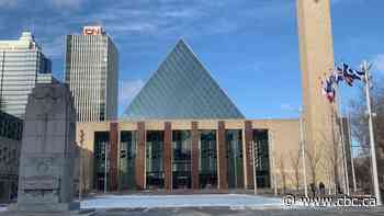 Edmonton council opts to not create city-run vaccine passport program