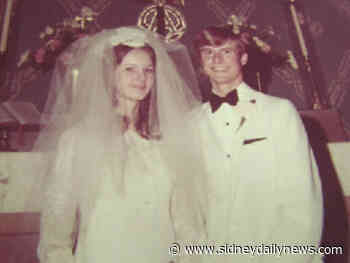 Hollenbachers celebrate 50 years - sidneydailynews.com