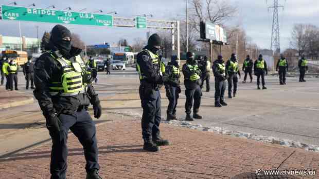 Police move in on Ambassador Bridge protesters