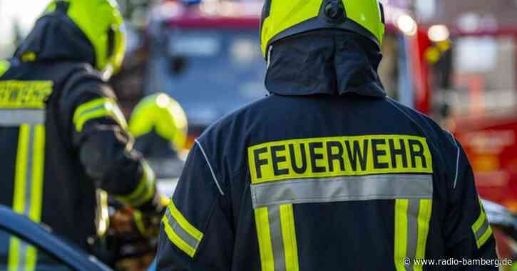 Zwei Verletzte und hoher Schaden bei Brand in Autowerkstatt