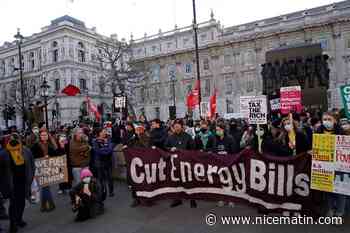 Contre la flambée du coût de la vie, des manifestants défilent au Royaume-Uni