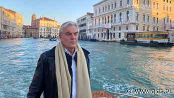 Nieuw programma In levenden lijve met Derek de Lint begint vrijdag op NPO 2 - Gids.tv