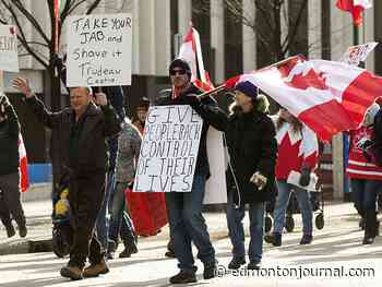 Convoy protesting COVID-19 restrictions descends again on downtown Edmonton