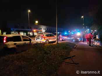 Saronno, Mercedes si ribalta e sfonda recinzione: 22enne finisce all'ospedale - ilSaronno