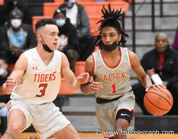 FRIDAY ROUNDUP: Alton drops 'tough one' at Belleville West 46-45 - Alton Telegraph