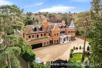 Houses for sale Bromley Zoopla: Inside mansion with football pitch