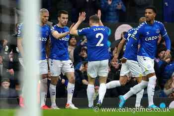 Everton move clear of drop zone while Southampton deny Manchester United - Ealing Times