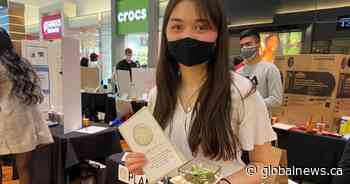 Calgary teens say entrepreneurship program assists in financial literacy - Global News