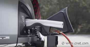 Hands-on with Vehicle-to-Load in the Kia EV6, Hyundai Ioniq 5     - Roadshow
