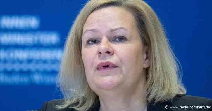 Innenministerin Faeser: Bayern soll Impfpflicht umsetzen