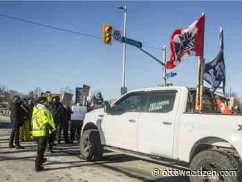 Counter-protesters blockade Freedom Convoy on Riverside Drive