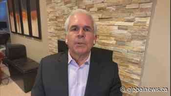 Former Ottawa police chief says it may be time to remove convoy from Parliament Hill - Globalnews.ca