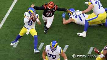 Follow live: Bengals answer Stafford's two TDs with Mixon-Higgins trick play