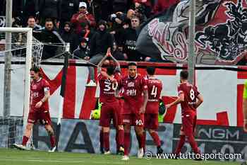 Serie B, Reggina che gol di Montalto! 1-0 al-Crotone. Vince il Perugia - Tuttosport