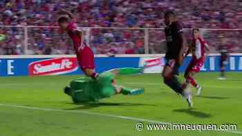 River la pasa mal en Santa Fe pero pierde por un penal polémico - LM Neuquén