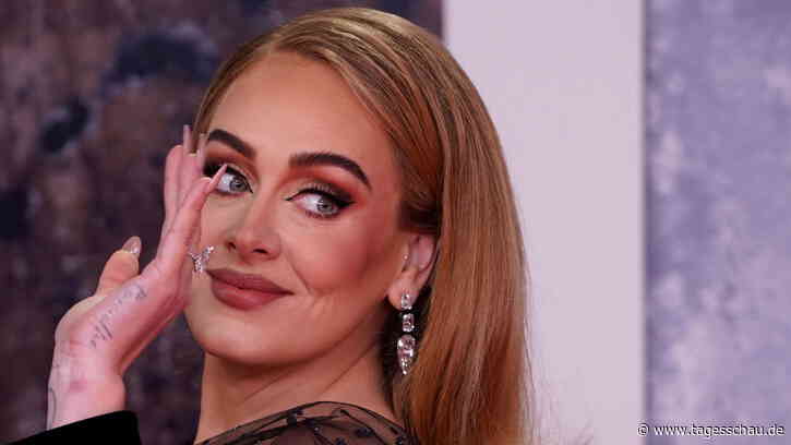 Britische Musikawards: Adele räumt bei Brit Awards ab | tagesschau.de - tagesschau.de