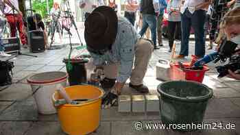 Mit Stolpersteinen Rosenheimer NS-Opfern gedenken? Die Entscheidung steht bevor