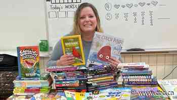 This Winnipeg teacher was going to pay for her students' books out of pocket — then, a stranger stepped in