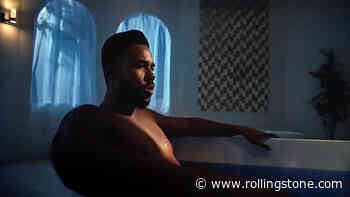 Romeo Santos Drops Lonely Hearts’ Anthem ‘Sus Huellas’ Just in Time for Valentine’s Day