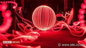 Valentine's Day-inspired light paintings created across Essex