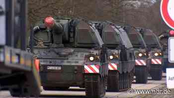 Ukraine-Krise: Haubitzen aus Munster nach Litauen verlegt - NDR.de