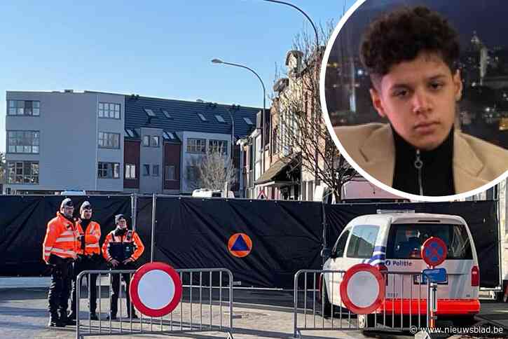 Reconstructie van dodelijke steekpartij duurt twee uur: dader en getuigen tonen hoe Ismaël om het leven werd gebracht