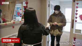 Covid: Care home busy with visitors after new rule changes