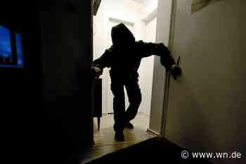 Haustürschlüssel im Auto führt Einbrecher ins Haus