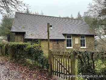 Ashdown Forest building sold at Clive Emson auction for over £200,000 - The Argus