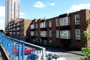 Murder probe after death of woman found injured in Plumstead