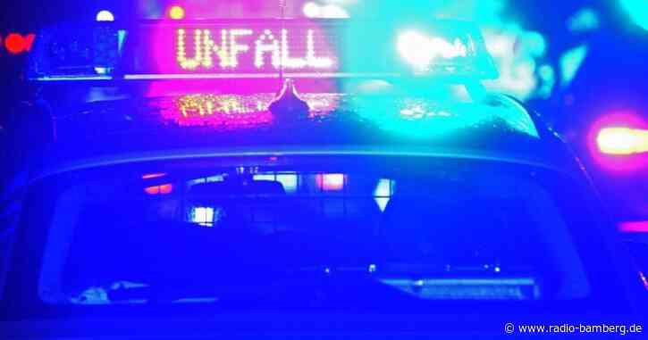 Autofahrer stirbt nach Frontalkollision mit Laster