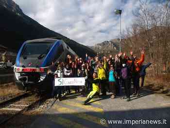 Un centinaio di manifestanti a Tenda a sostegno della linea ferroviaria Cuneo-Ventimiglia-Nizza - ImperiaNews.it