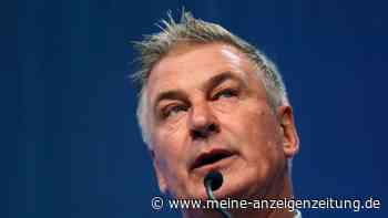 „Fahrlässiges Verhalten“: Familie von erschossener Kamerafrau verklagt Hollywood-Star Alec Baldwin