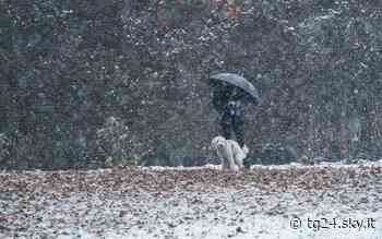 Maltempo, incidenti e disagi per la neve in provincia di Lecco - Sky Tg24
